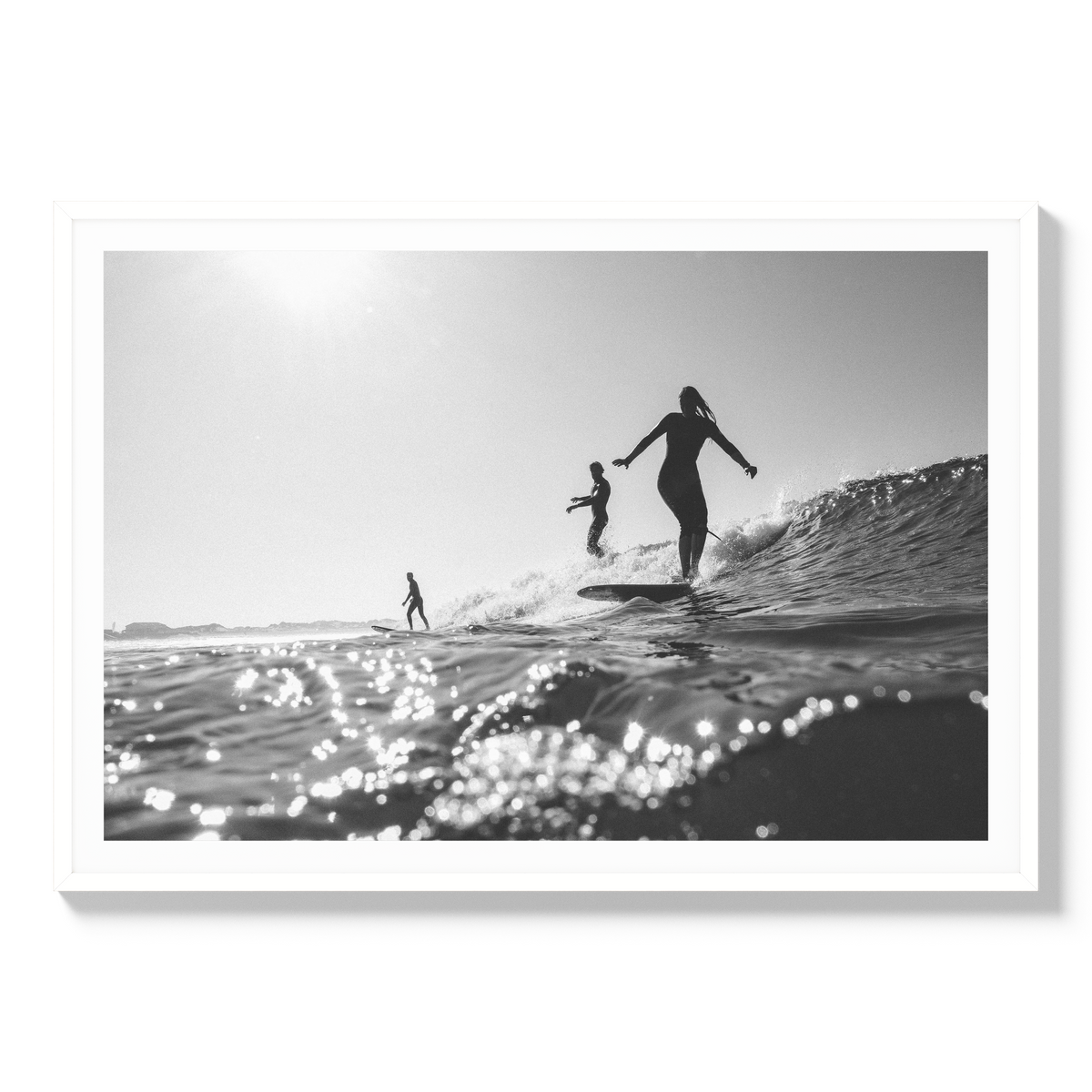 Party Wave - Statement / White / Matted