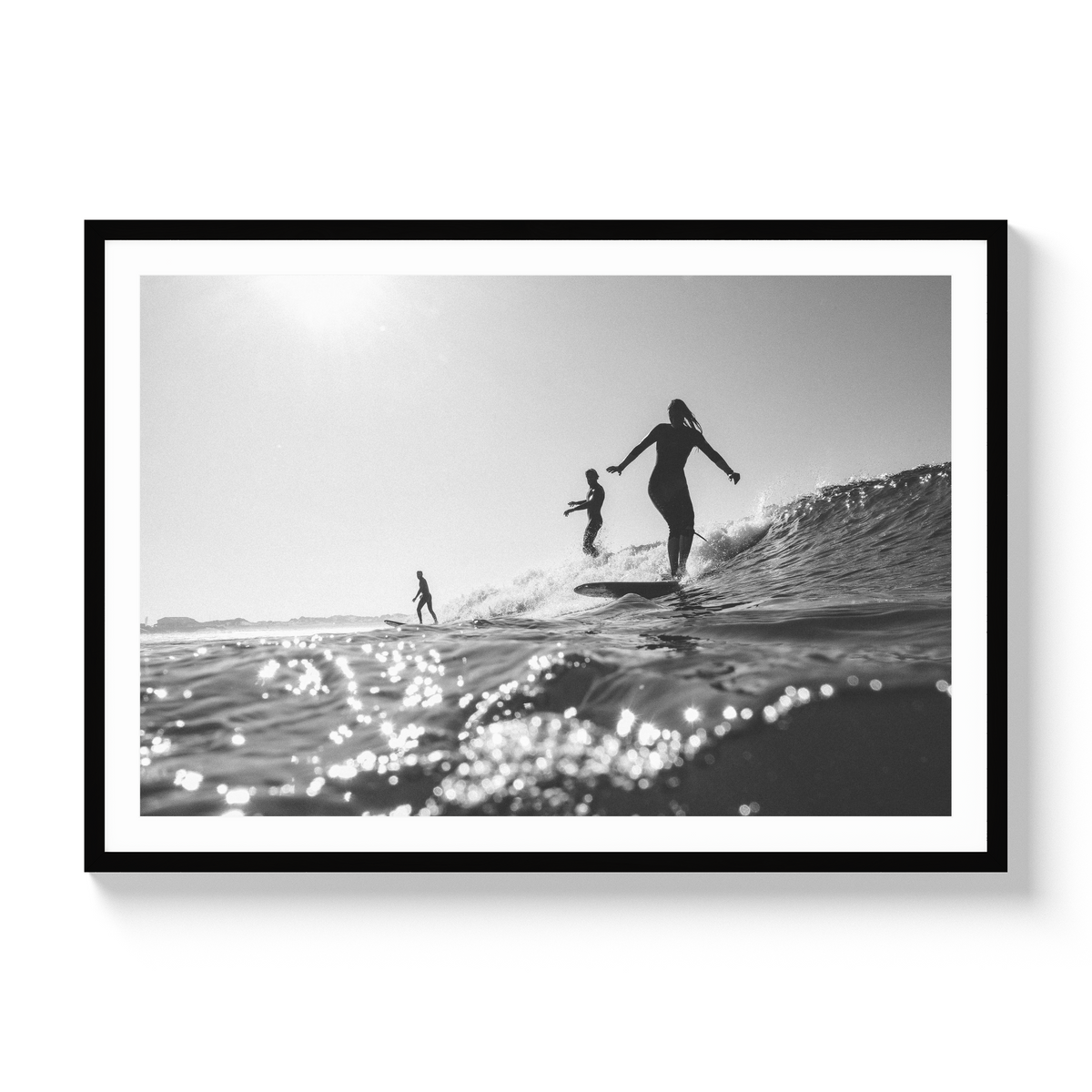 Party Wave - Gallery / Black / Matted