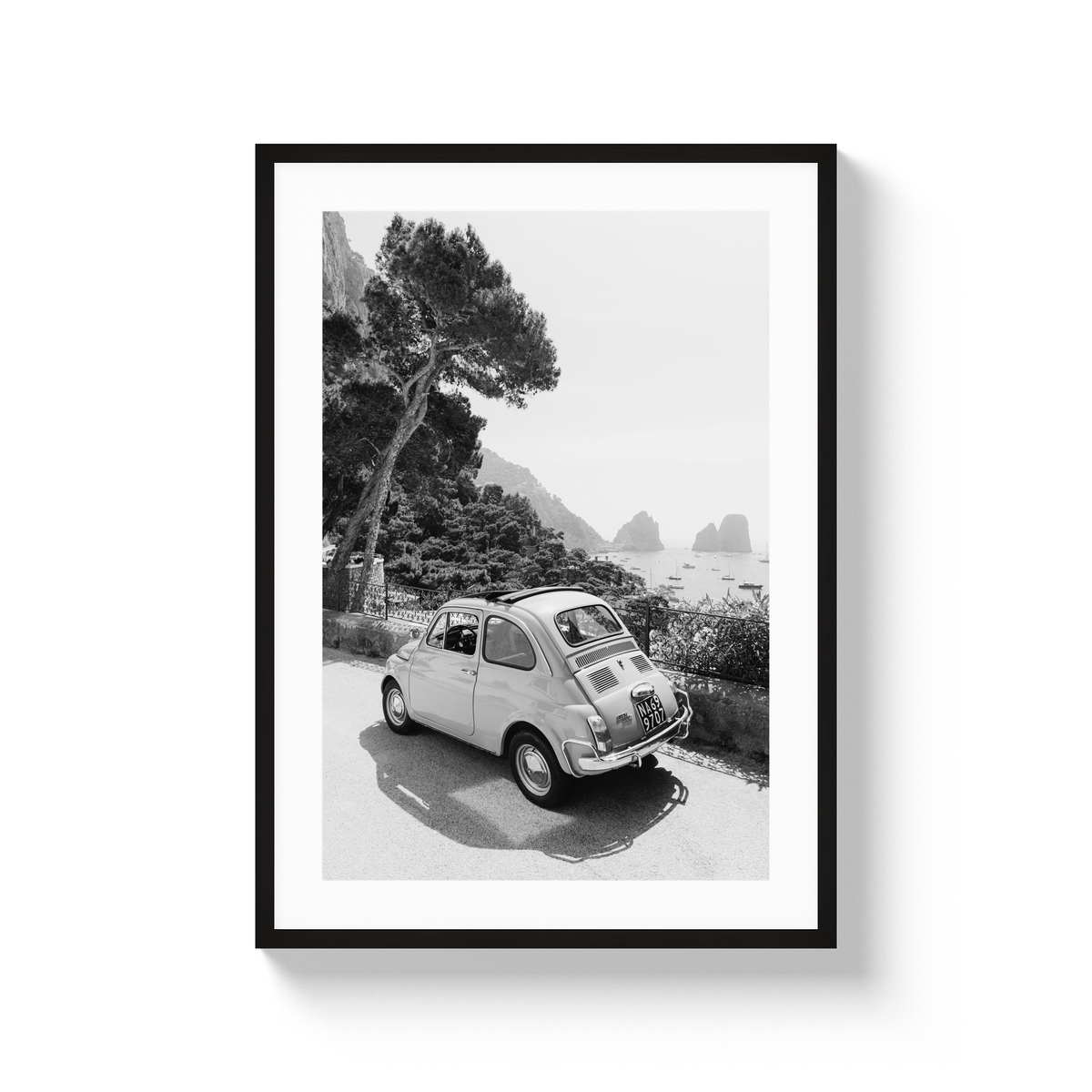 Fiat in Capri - Large / Black / Matted