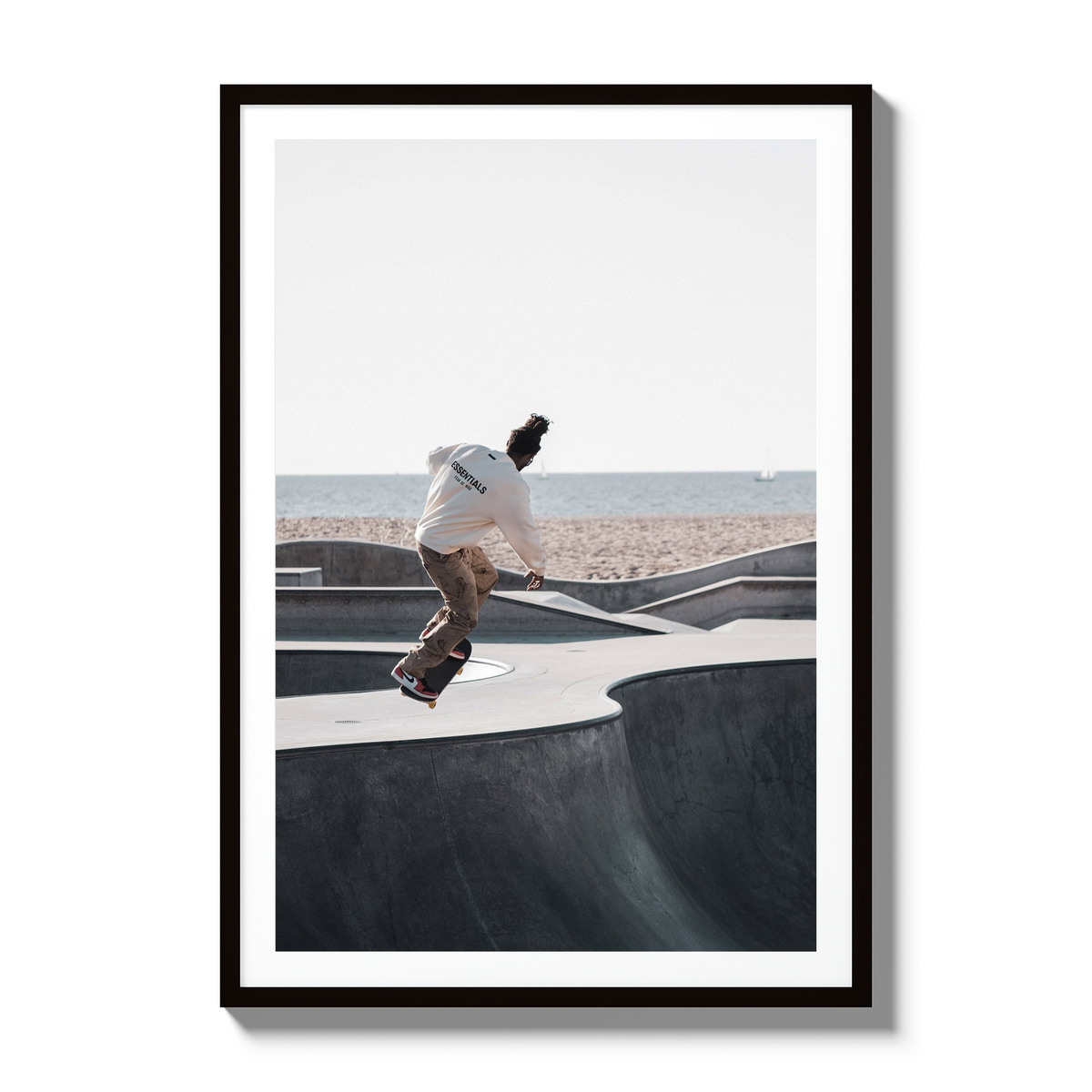 The Essentials - Gallery / Black / Matted