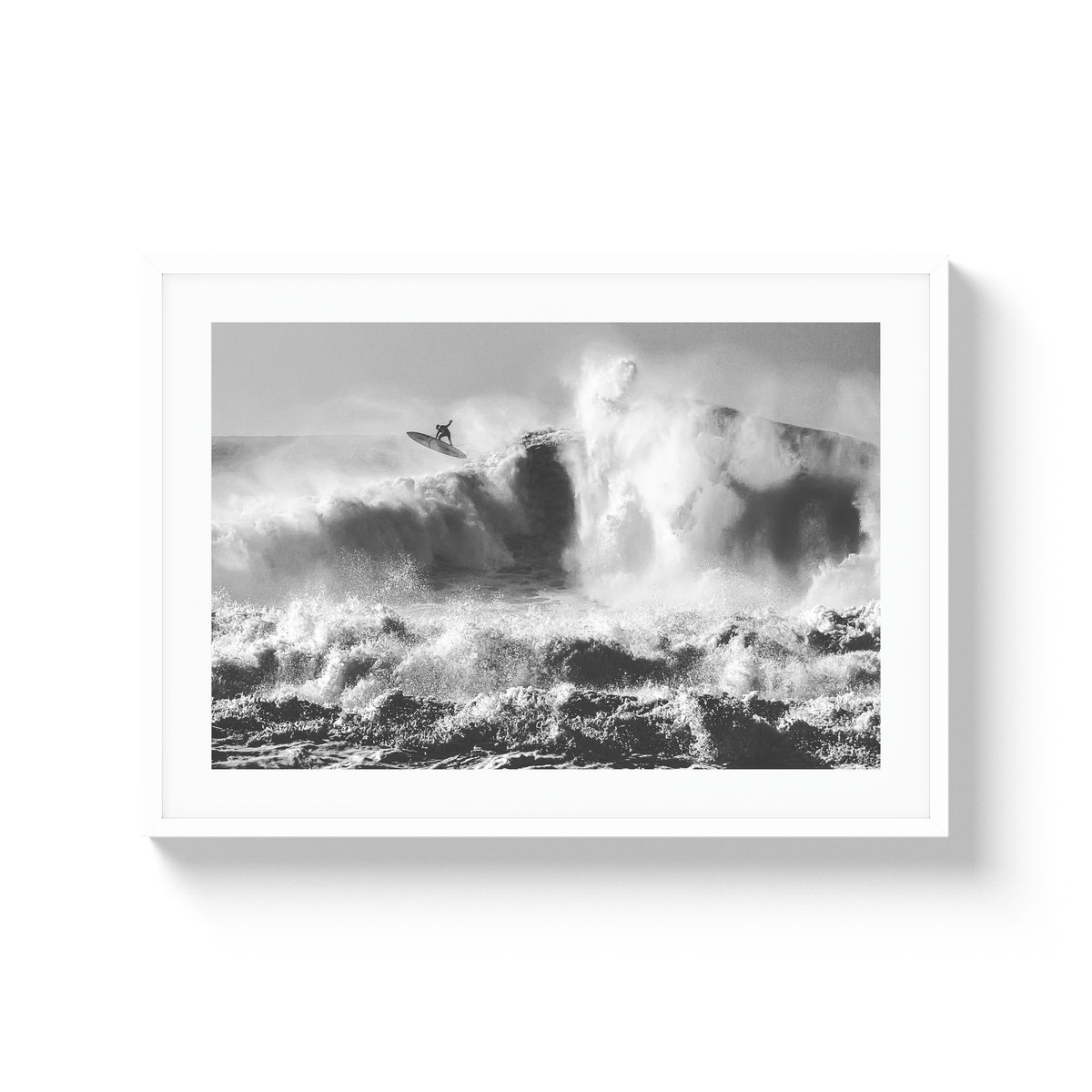 Giants of Nazaré - Large / White / Matted