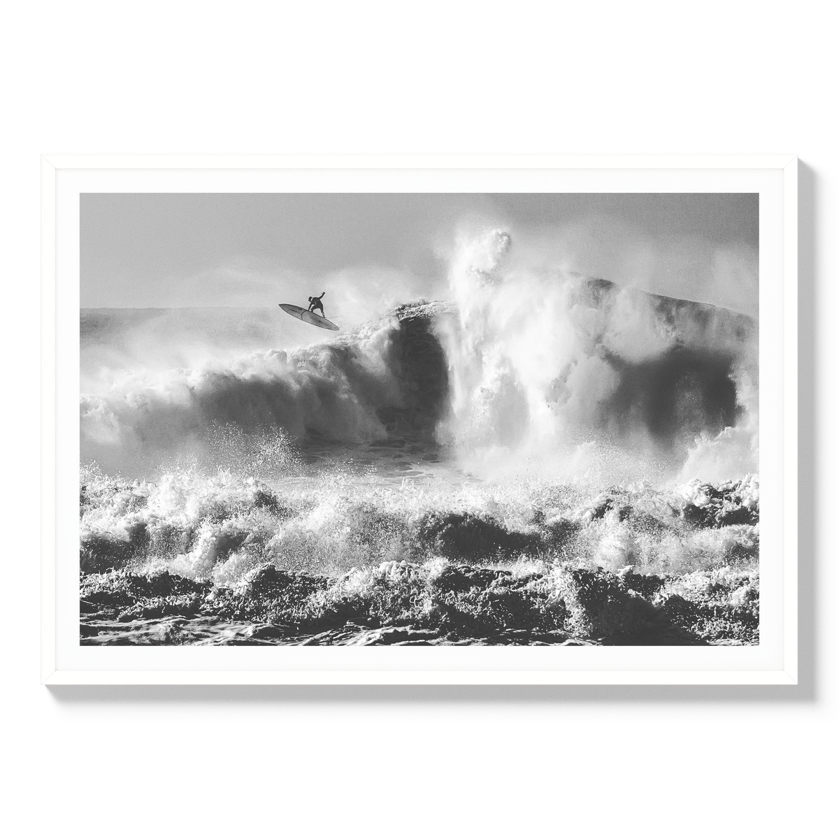 Giants of Nazaré - Statement / White / Matted